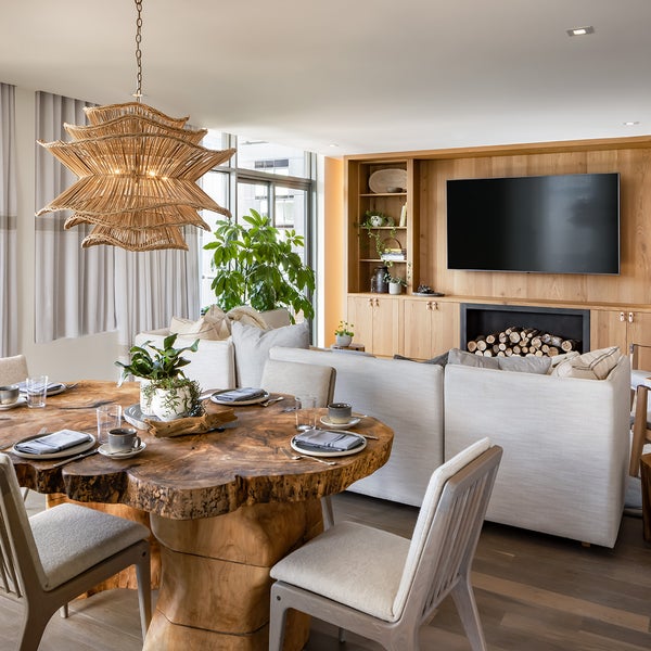 Open concept dining and living room