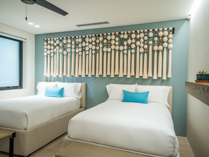 1 Homes Cabo four bedroom ocean double beds