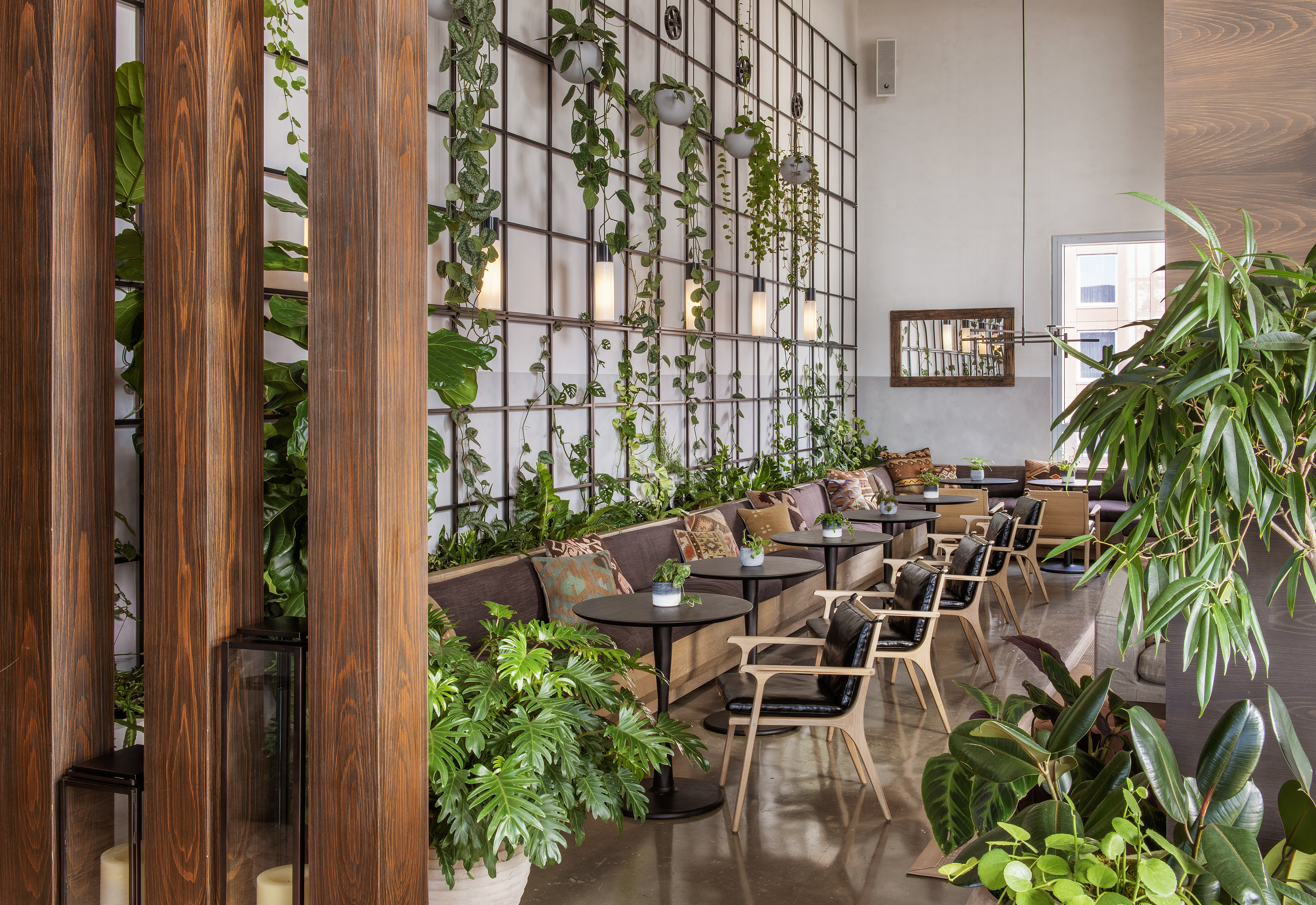 tables dans un restaurant