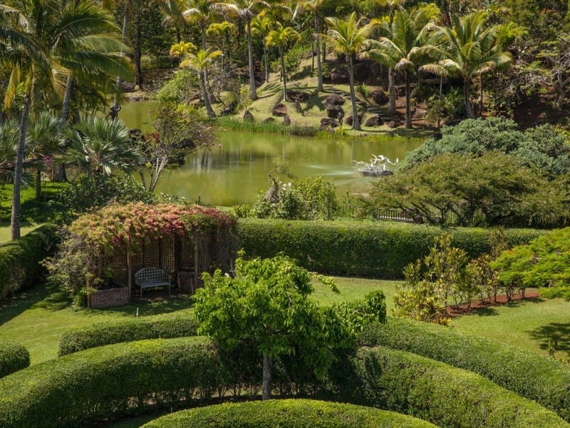 Botanical gardens