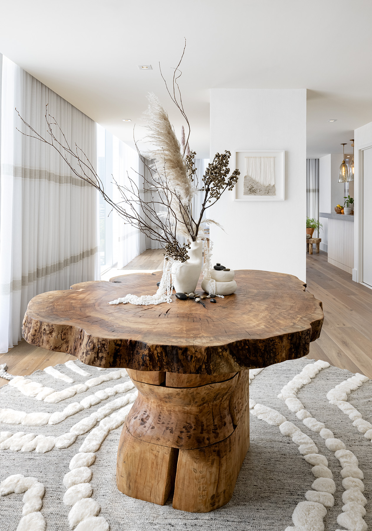 Center table with vase of flowers 