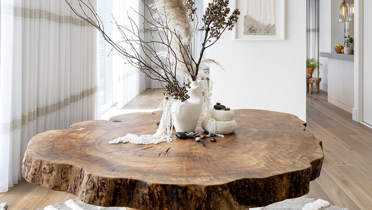 Center table with vase of flowers