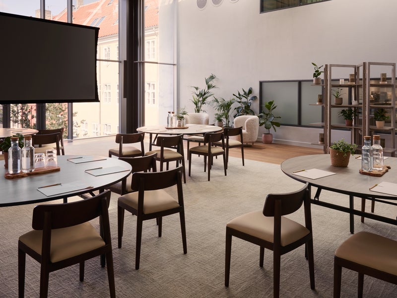 Royal Oak Meeting room