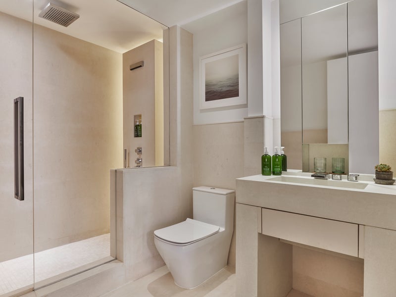 Ocean View 3 Bedroom Penthouse Balcony-Bathroom