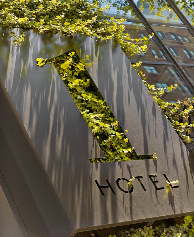 ivy facade sign