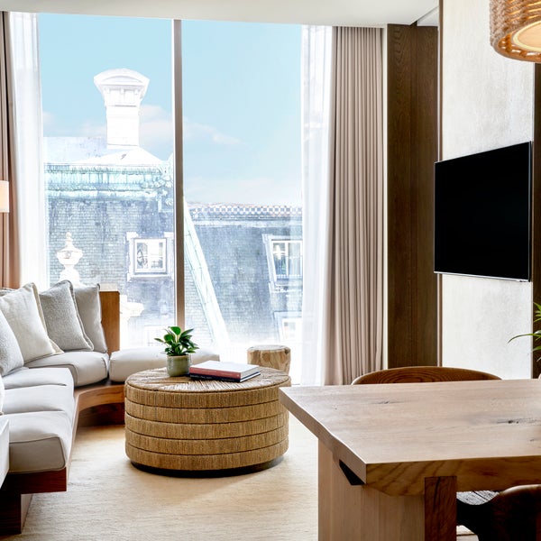 Skyline one bedroom suite