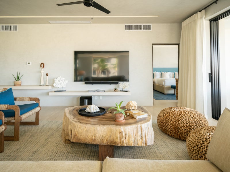1 Homes Cabo four bedroom ocean living room