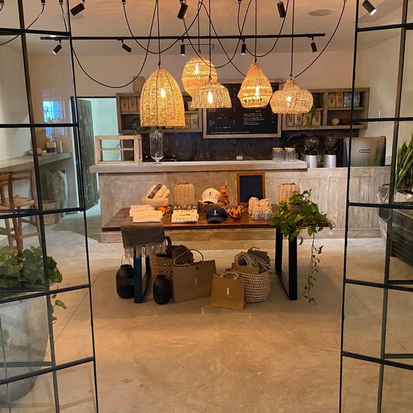 Display in a store with hats and bags