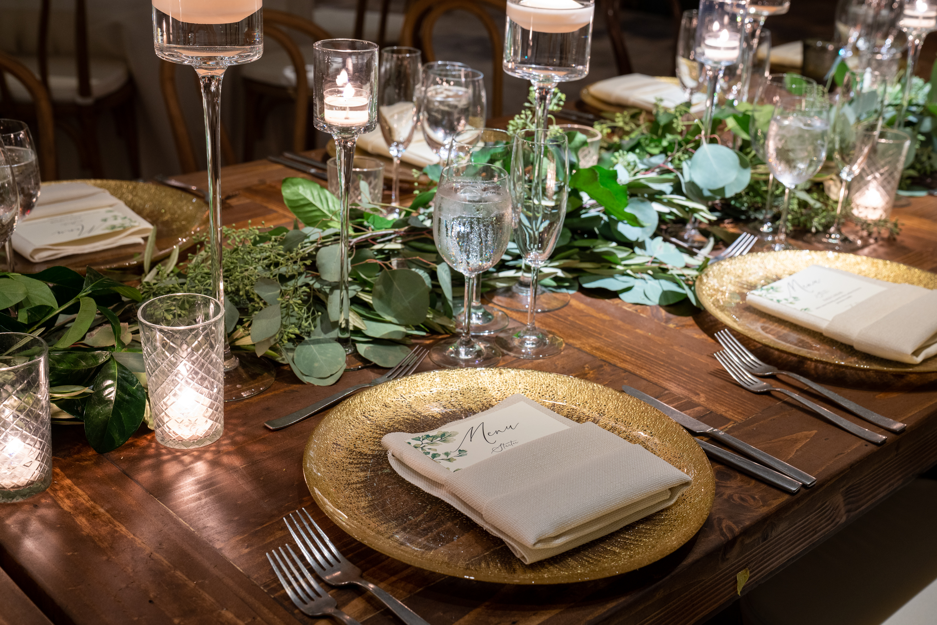 Table with wedding decor 