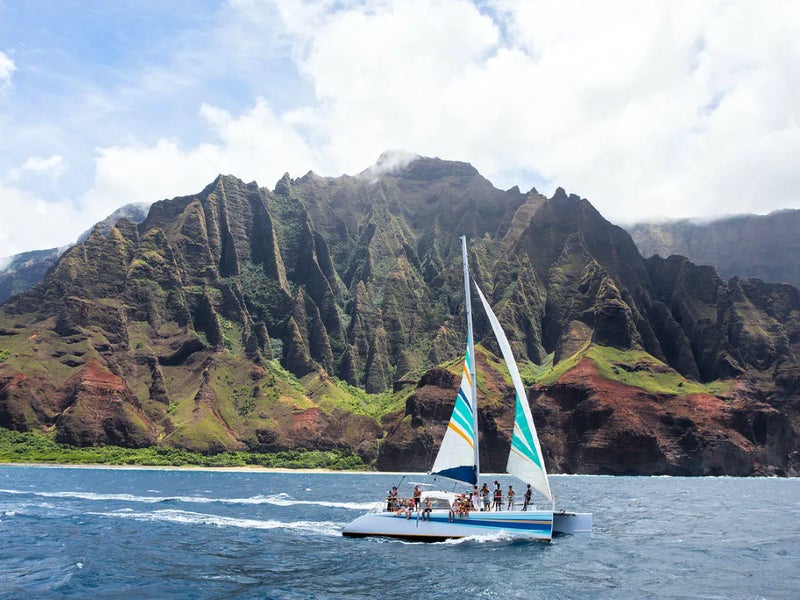 Sailing boat