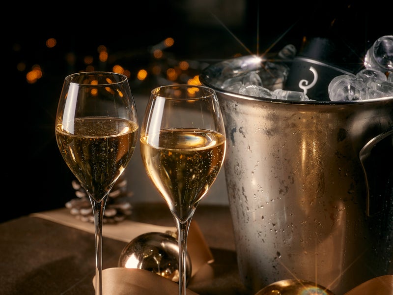 Festive champagne arrangement