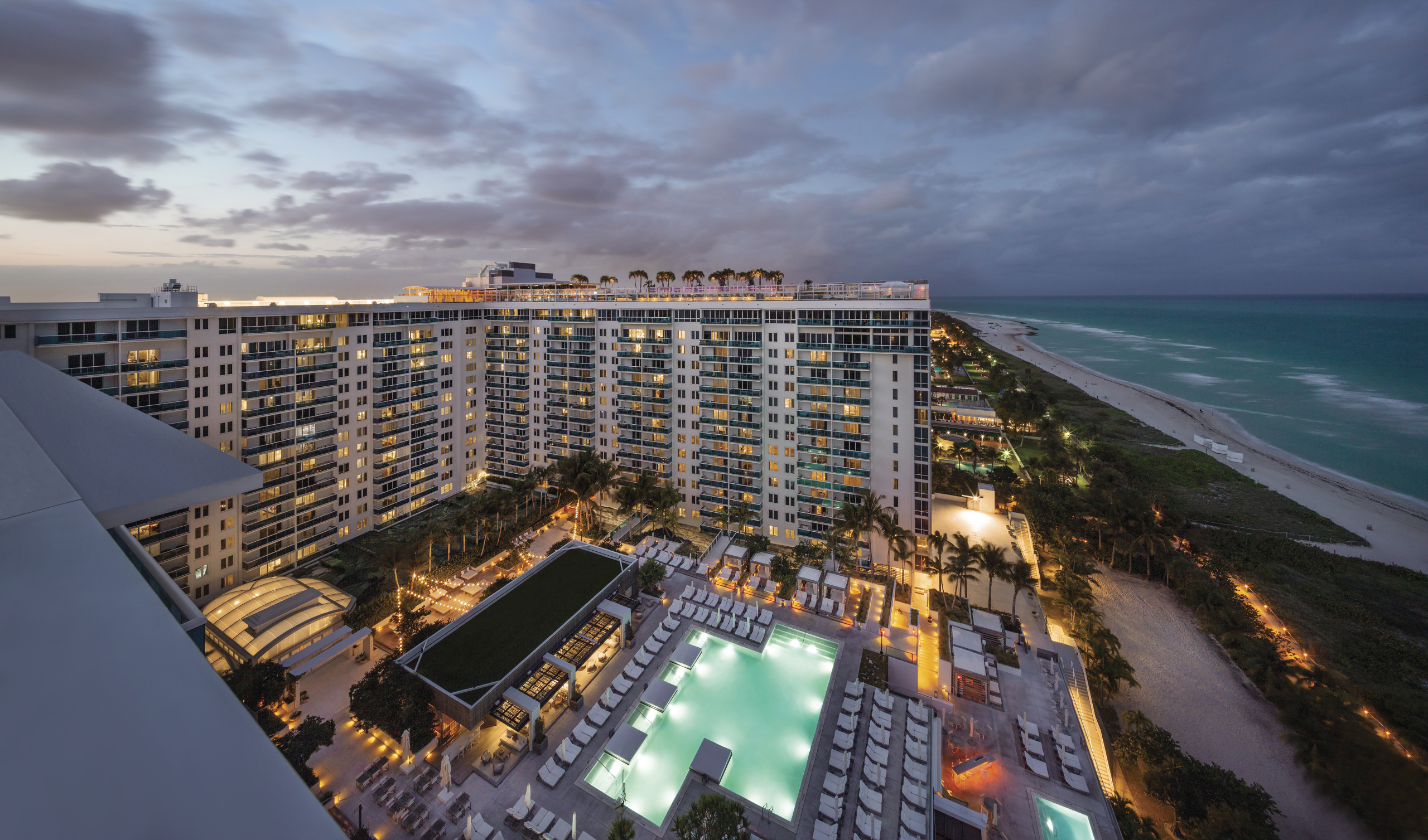 Birds eye view of 1 Hotel South Beach in Miami