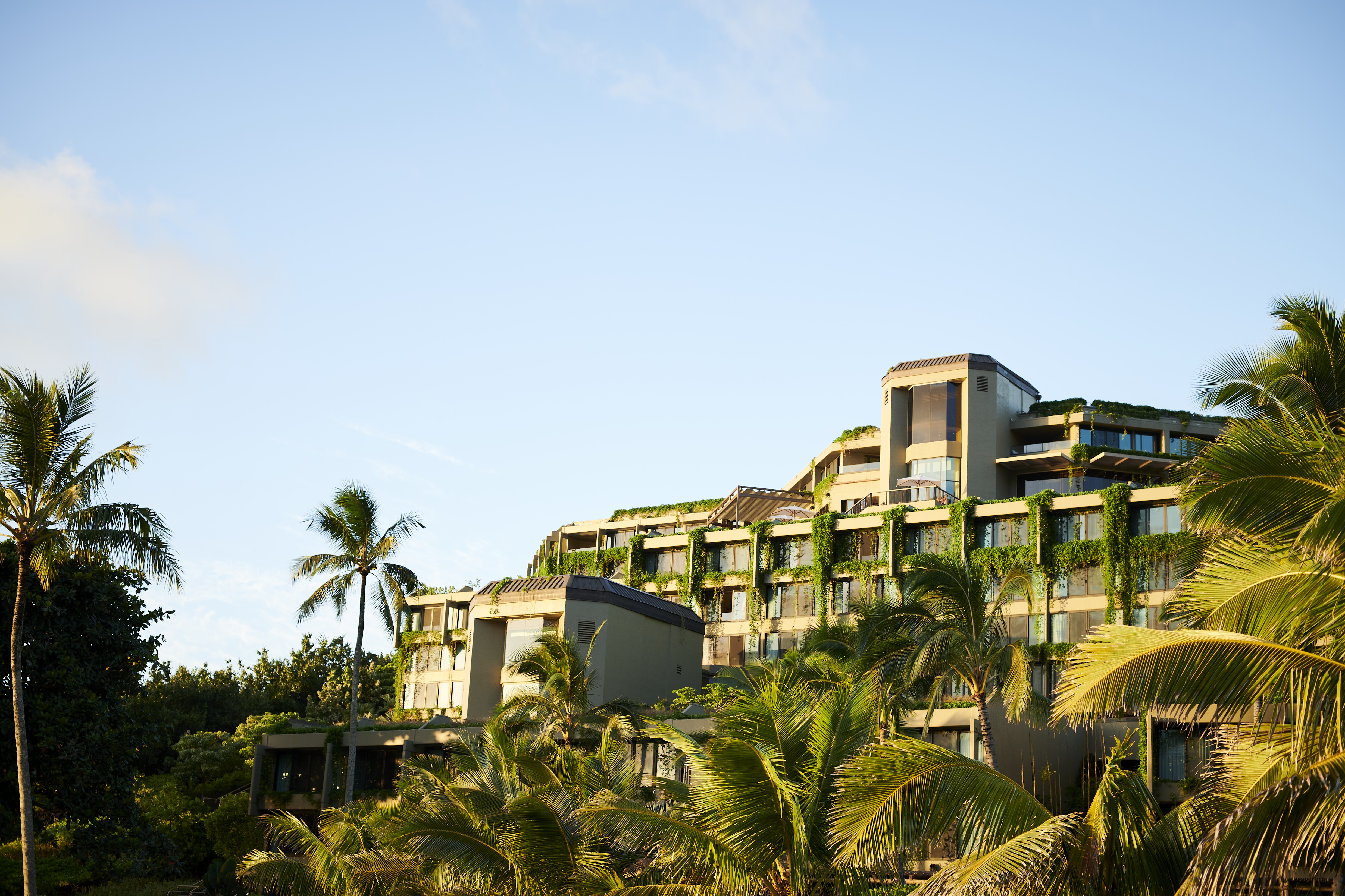 Exterior of 1 Hotel Hanalei Bay