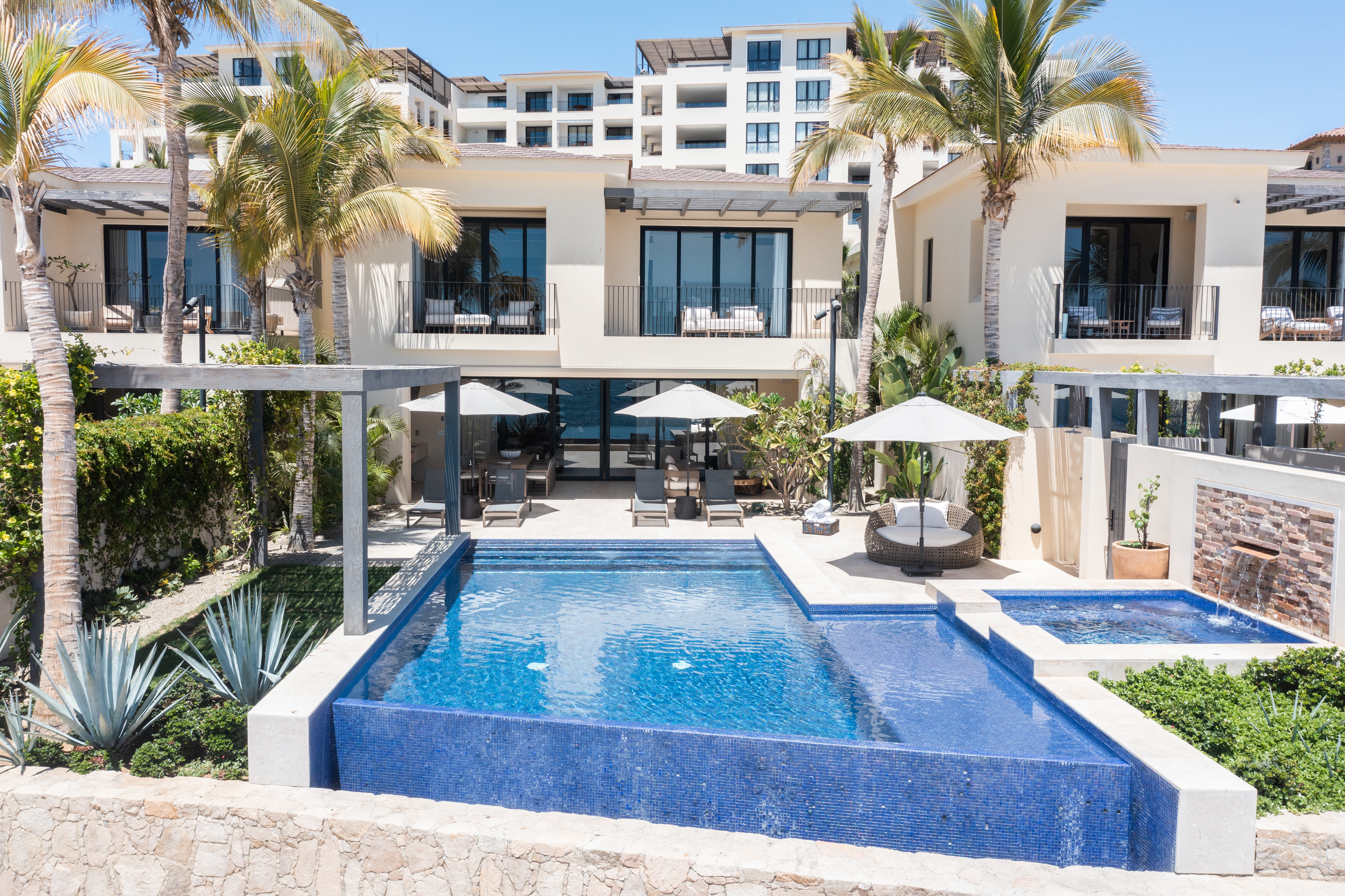 Upload for Anca, Villa 5 promo