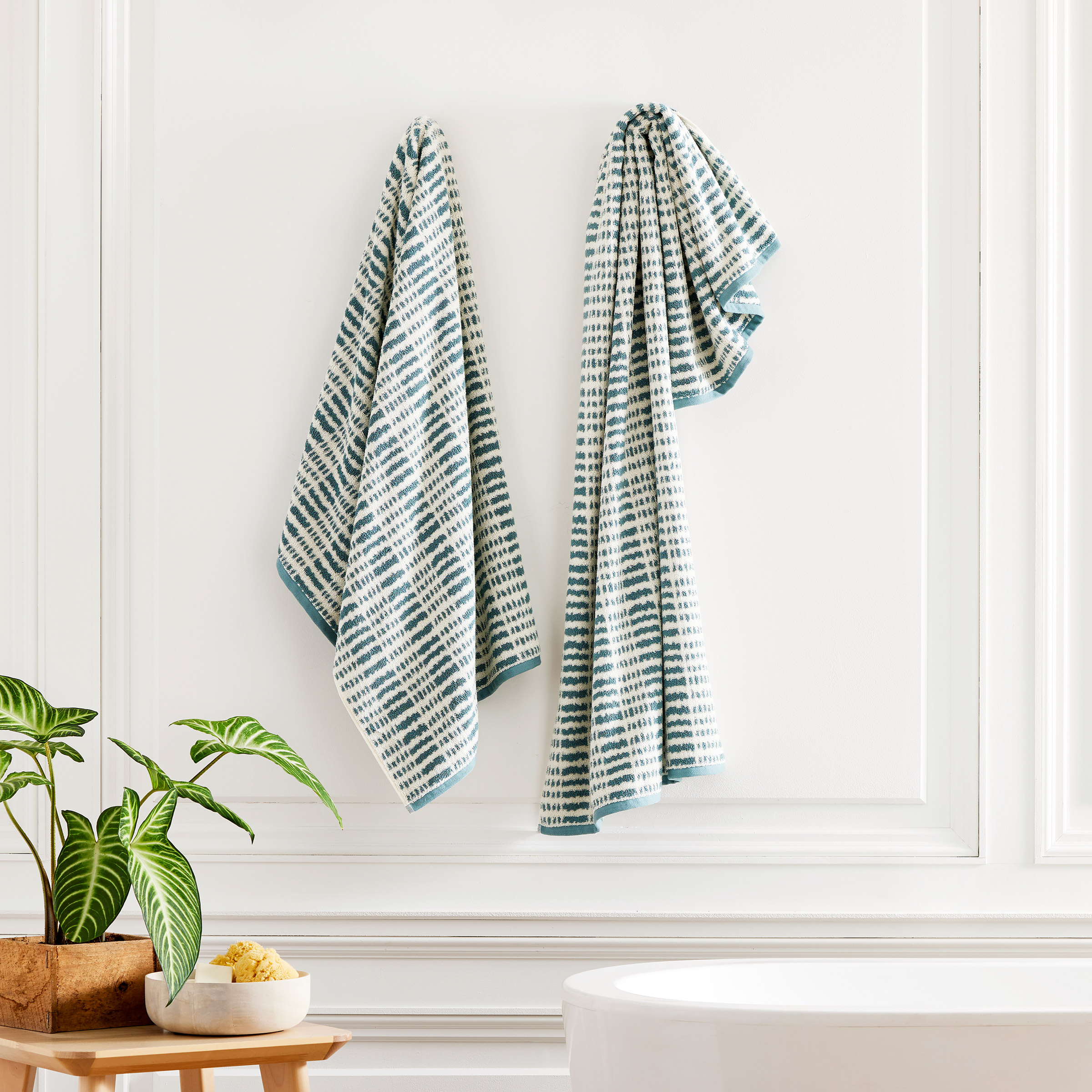 Loftex Bath Towel, 2-pack, Gray