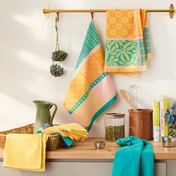 Jacquard Flatwoven Kitchen Towels, 8-pack | Costco