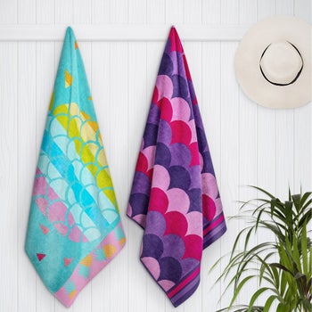 Gradient Pineapple & Purple Scales Jacquard Beach Towel 2-pack