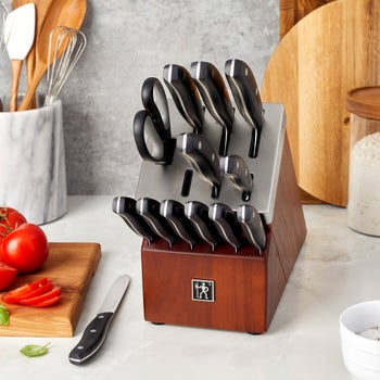 Henckels Definition Self-Sharpening Knife Block Set, 14-piece | Costco