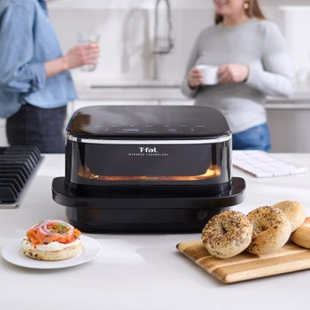 T−FAL FV4670J0 T-fal Surface XXL 6.3 Qt Infrared Air Fryer, 1800W, No Preheat