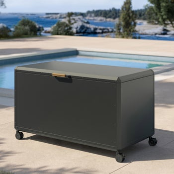 Mirador Diamond Series 170 Gallon Storage Box | Costco