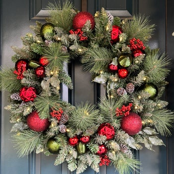 76.2 cm (30 in.) Pre-Lit Holiday Artiﬁcial Wreath | Costco