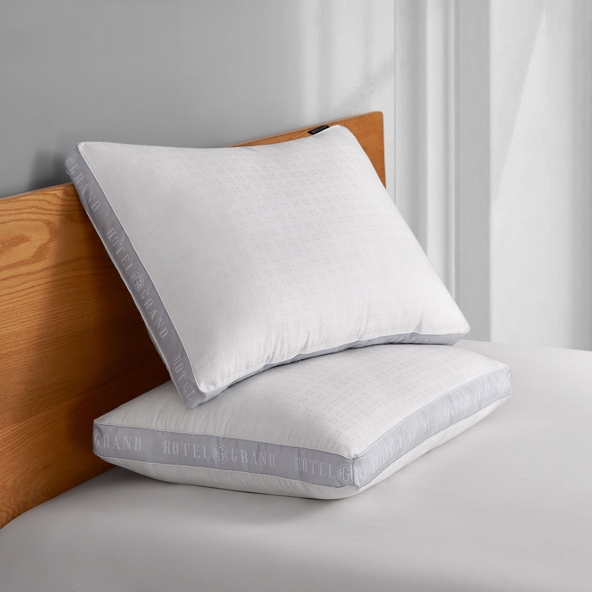 Hotel Grand ClusterSoft™ Gel 2-Pack Bed Pillow