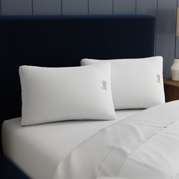 100688338-847_1?auto=webp&