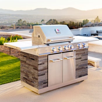 Kirkland Signature Stone Island 7-Burner Gas Grill | Costco