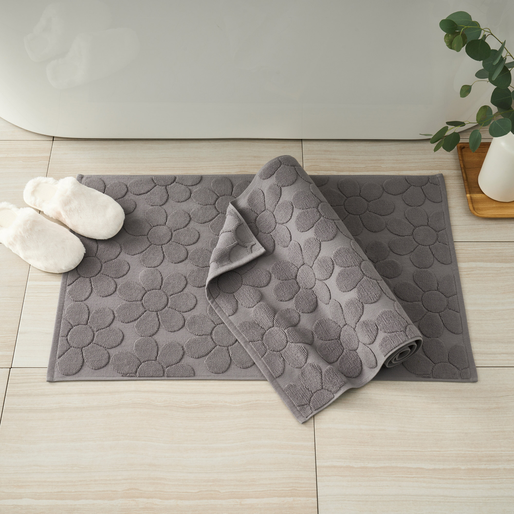 Charisma Daisy Tub Mat, 2-pack | Costco