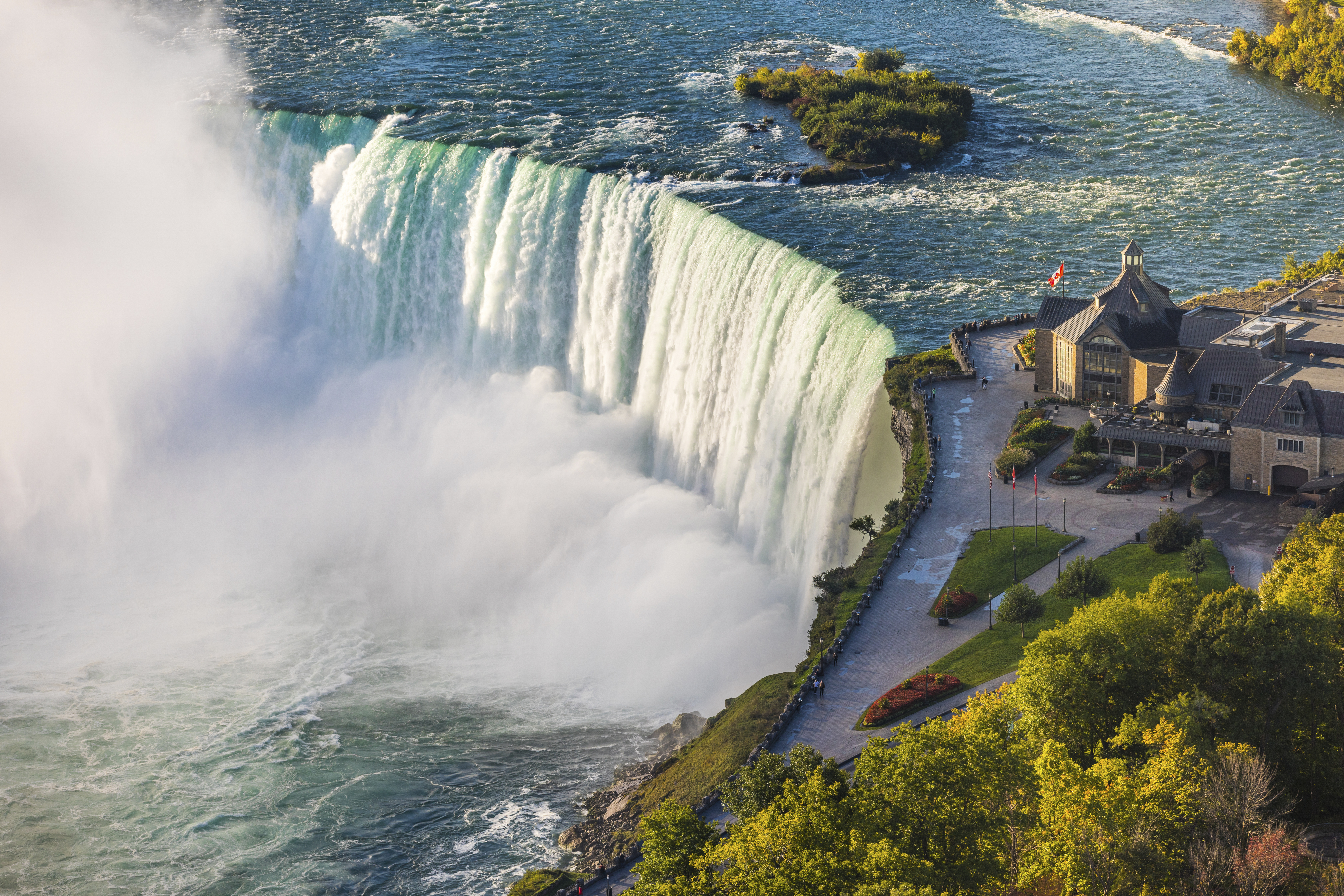 Aerial view of Niagara Falls in the summer