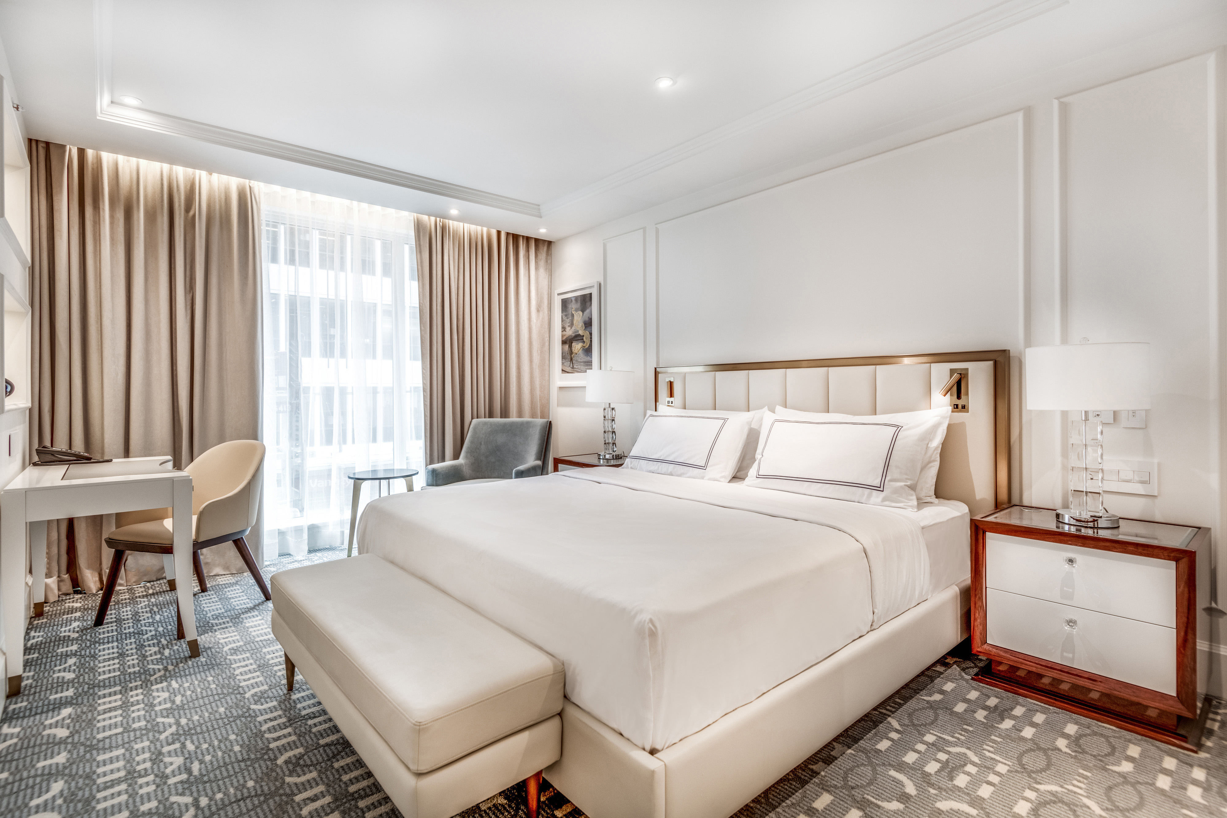 Modern hotel King Bedroom at the Hotel Azur Vancouver