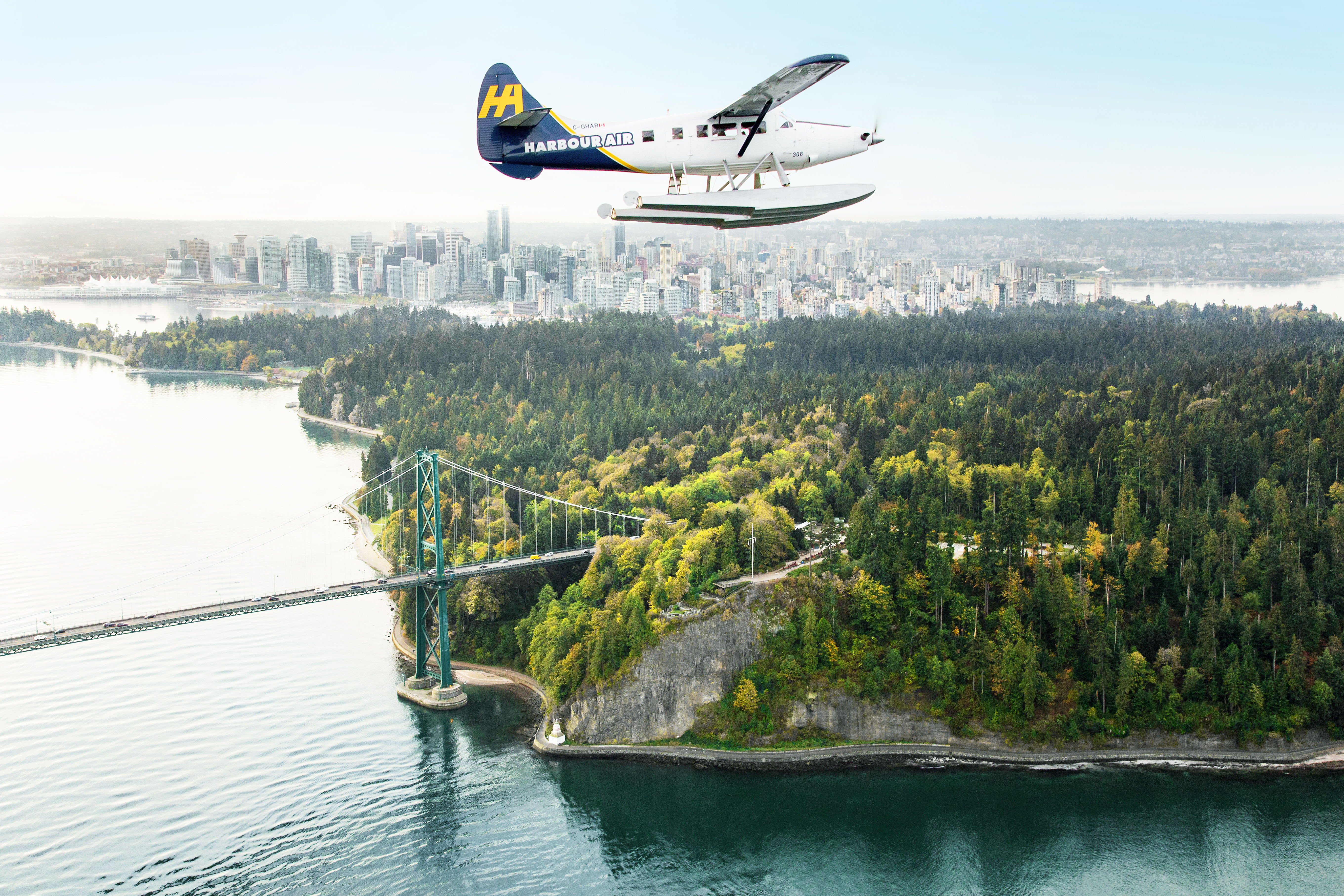 See the sights of Vancouver on a float plane tour 