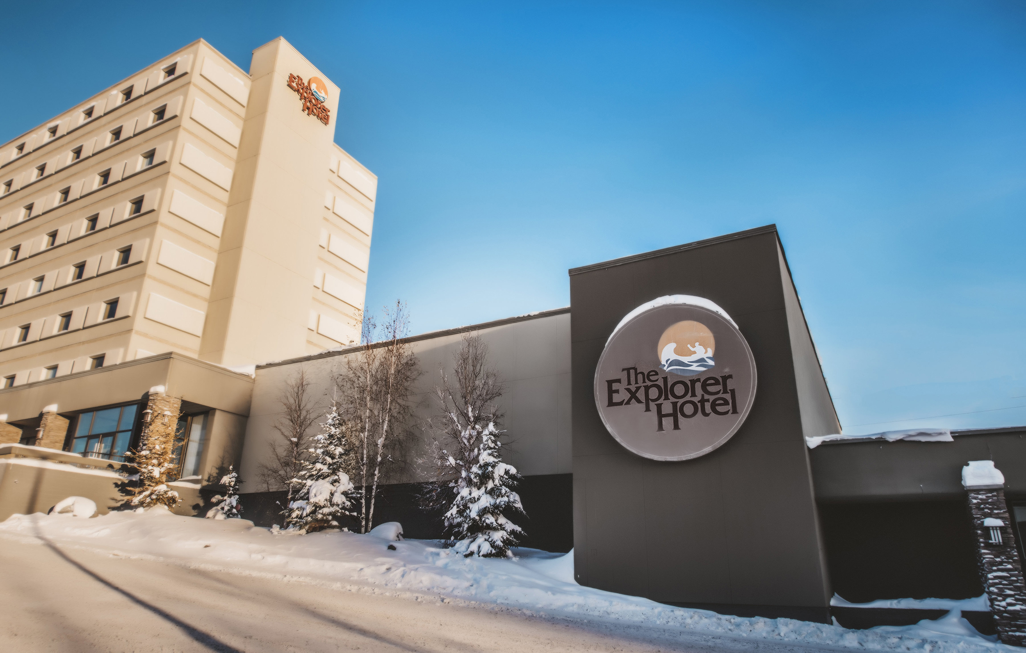 Exterior view of the Explorer Hotel in winter