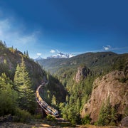 Rocky Mountaineer travelling past Cheakamus Canyon on the Rainforest to Goldrush Route