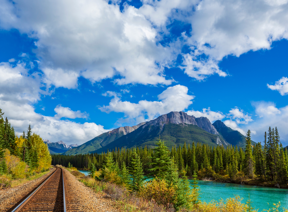 Train to Canada from US