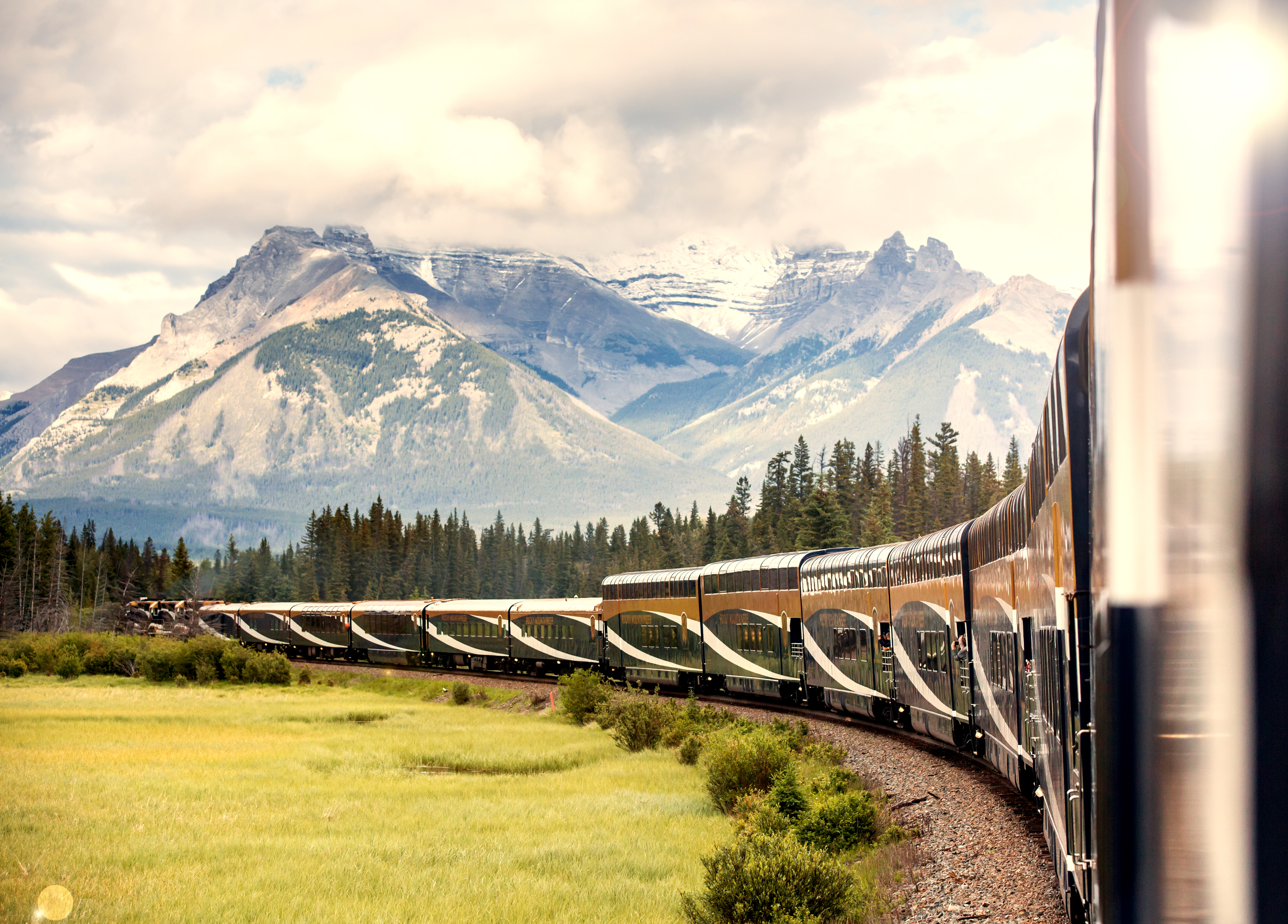Canadian Train Trips and Tours