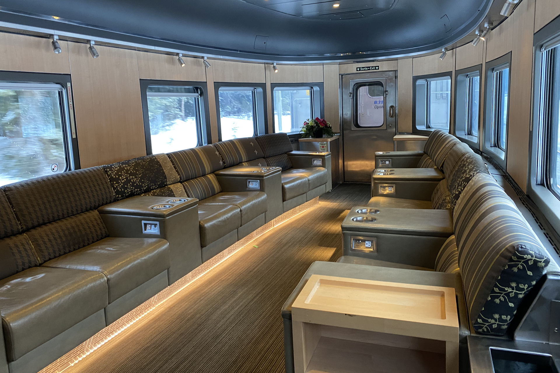 Prestige Car seating on the VIA Rail Canadian train