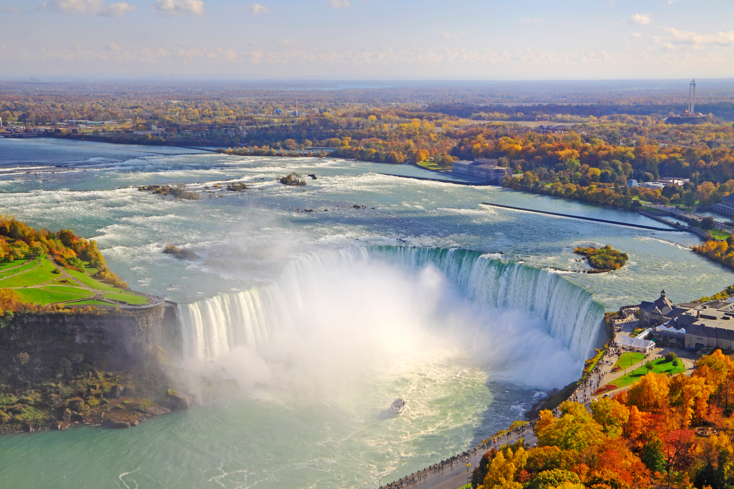 Niagara Falls scenic aerial view in autumn