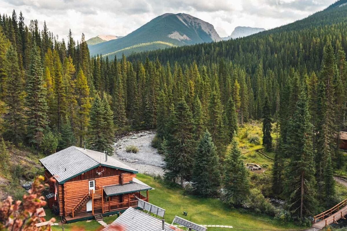 Sundance Lodge in Banff National Park