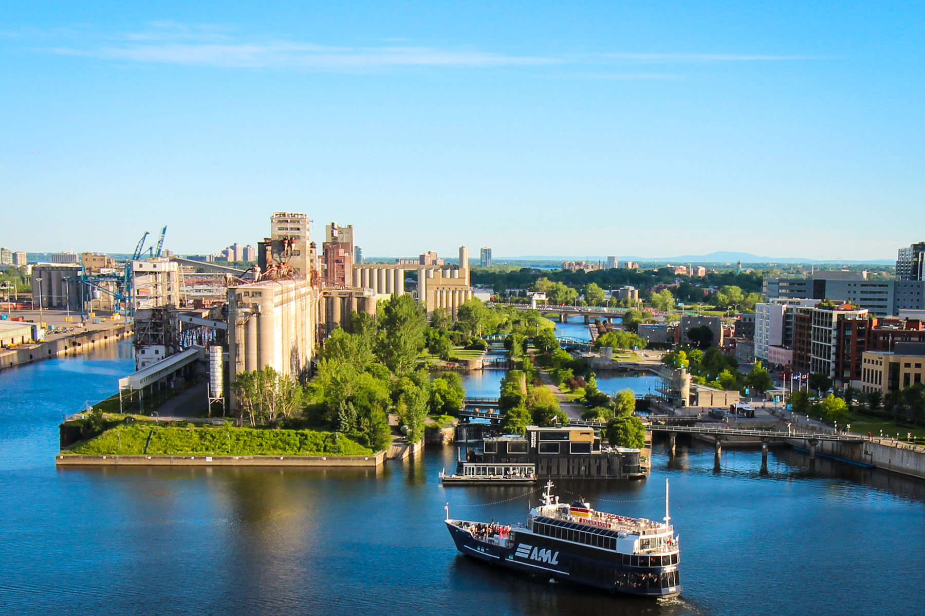 Cruise on the Saint Lawrence