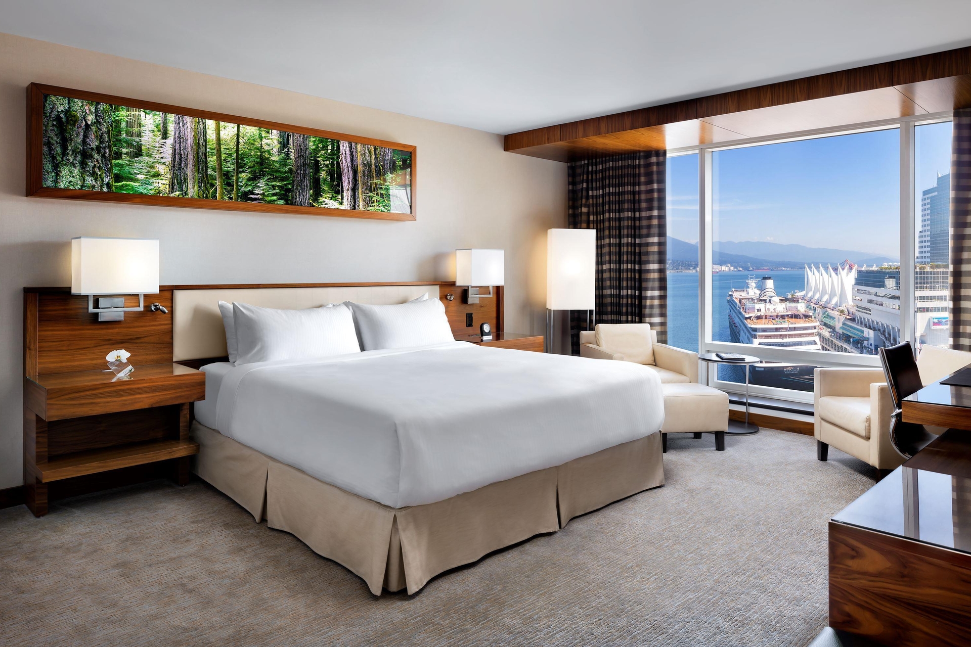 Fairmont Pacific Rim - Deluxe Harbour View