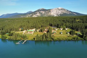 At Southern Lakes Resort