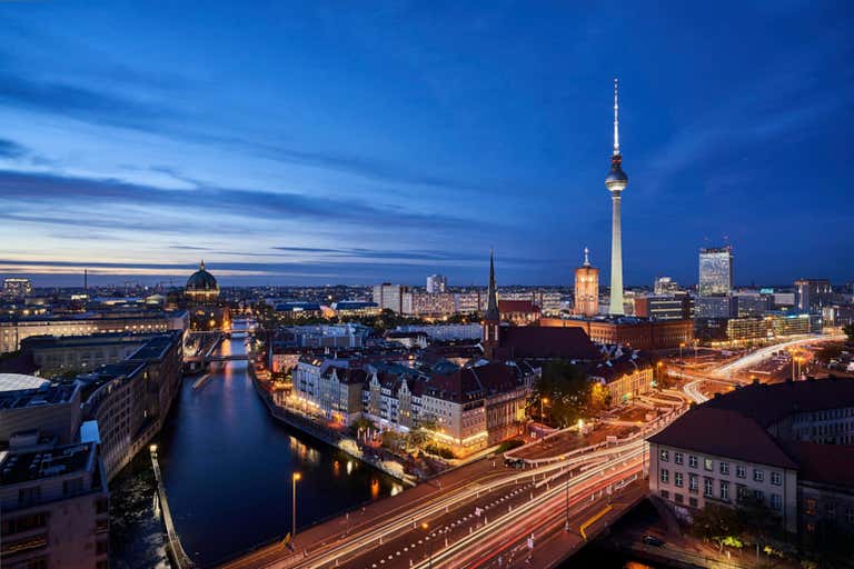 Enjoy nighttime panoramas from the top of the TV Tower.