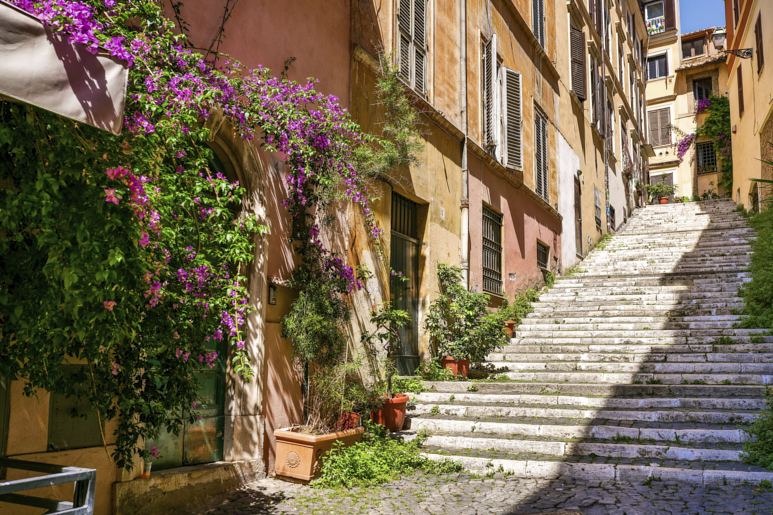 Best Neighborhoods in Rome for History, Art and Food
