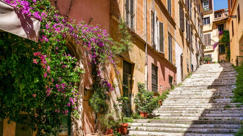 Best Neighborhoods in Rome for History, Art and Food