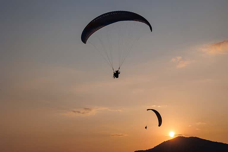 TheOtherKevparagliding-8103063 - LOWRES.jpg