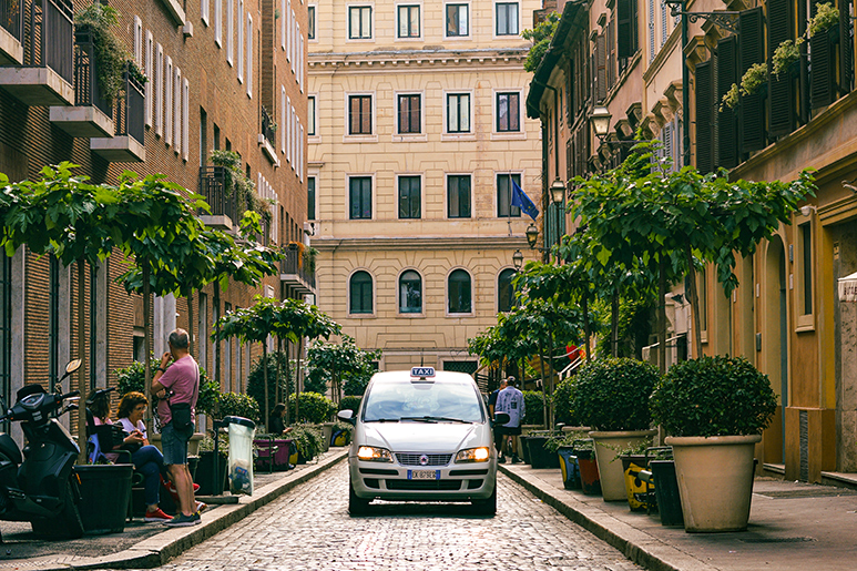 Best Way To Get Around Rome: 6 Tips and Tricks