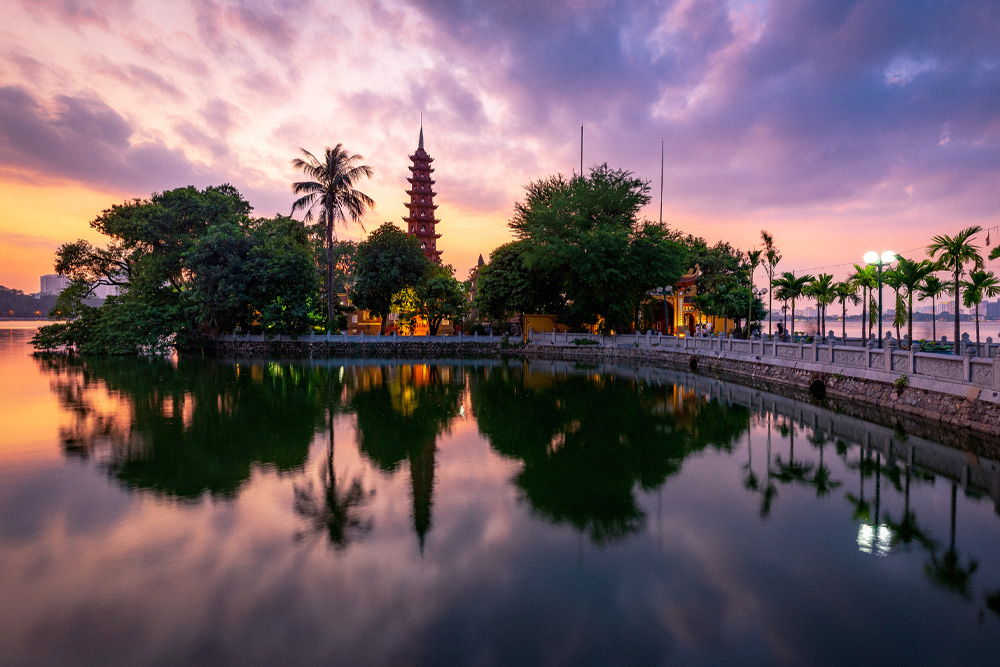 An all-season guide to the best time to visit Hanoi - GetYourGuide