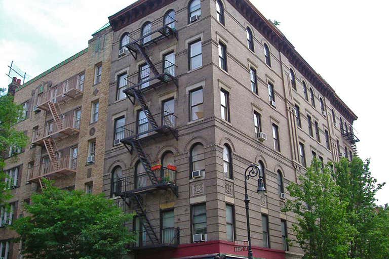 Friends Filming Studio 10 Epic “Friends” Filming Locations Every Fan Must Visit