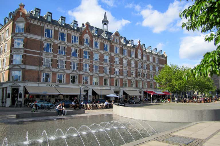 Halmtorvet_-_fountain-LOWRES.jpg